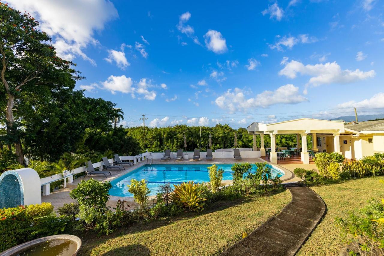 Siesta Hotel Morne Rouge Экстерьер фото